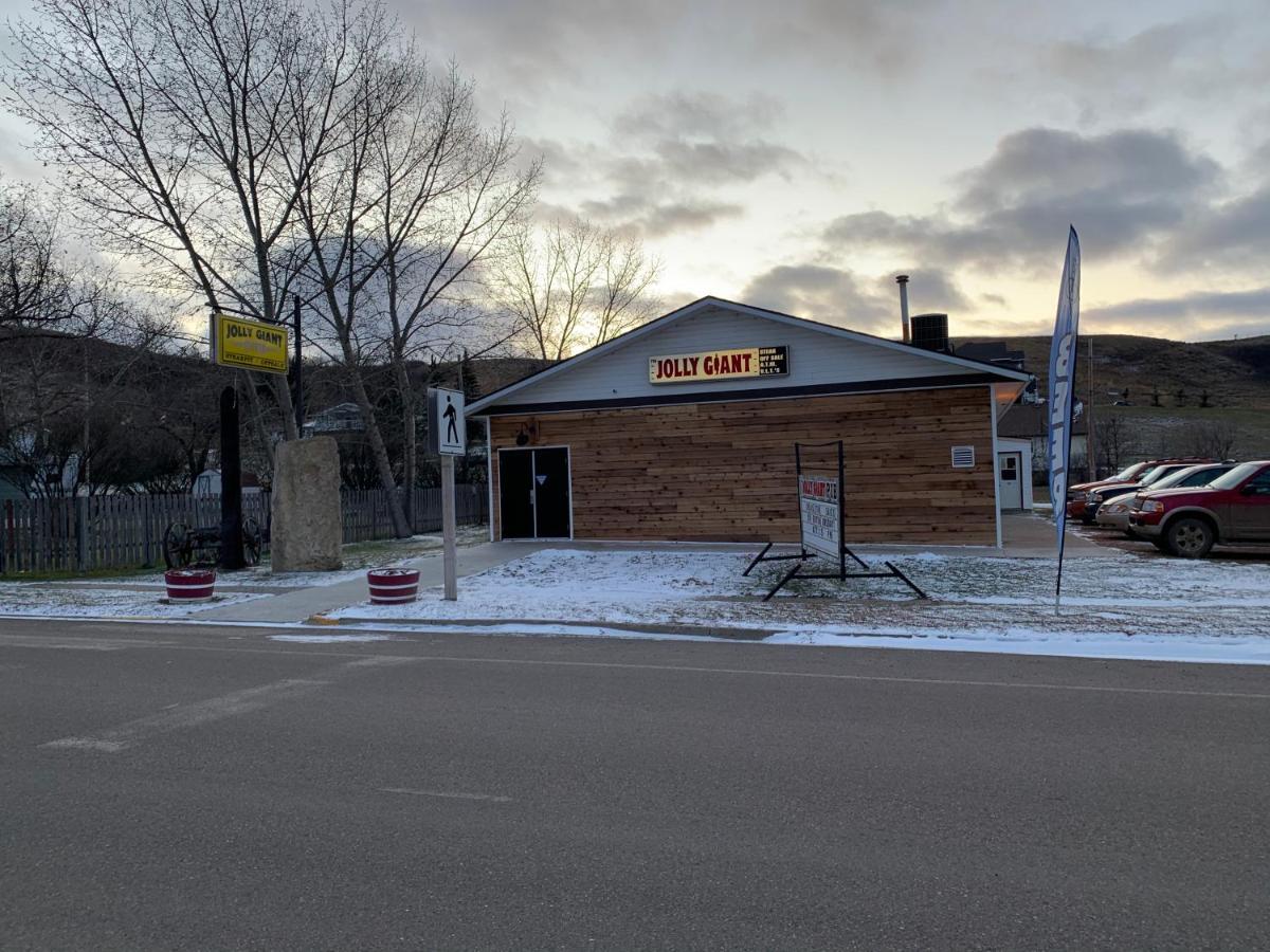 Jolly Giant Pub & Motel Willow Bunch Экстерьер фото